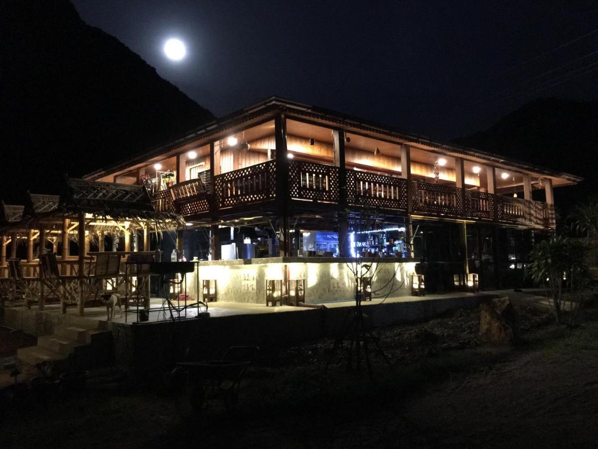 Jing Jo Boutique Bungalow サムロイヨット エクステリア 写真